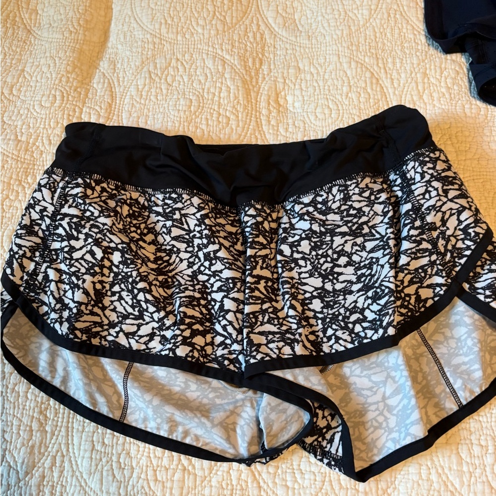 Lululemon Speed Up Short 2.5”